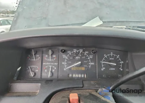 1992 Ford F150 from USA, damaged, VIN 1FTEX15N5NKB47423